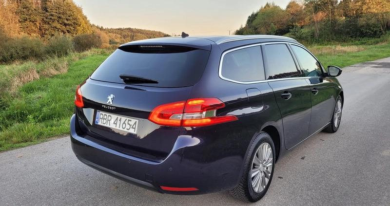 Peugeot 308 cena 40500 przebieg: 180000, rok produkcji 2017 z Brzozów małe 137